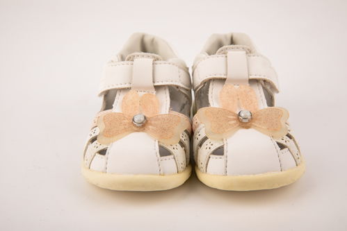 可爱蝴蝶结防滑凉鞋童鞋儿童用品摄影图 海报设计 下载请至来源处