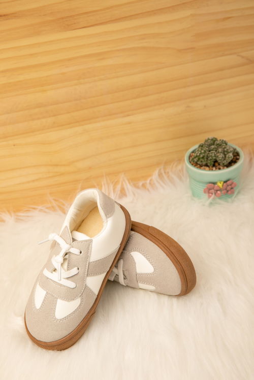 灰白拼接休闲鞋童鞋摄影图下载指南