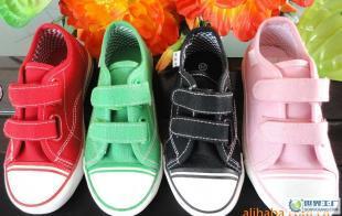 一休童鞋春节特惠 批发帆布鞋全场9.5折，二手设备转让信息同步发布