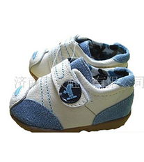 批发外贸童鞋 牛皮宝宝鞋的选购与市场前景