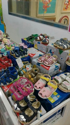 天美意童鞋两折优惠，折后仅需四十几元