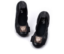 童鞋选购指南 呵护宝宝小脚健康成长